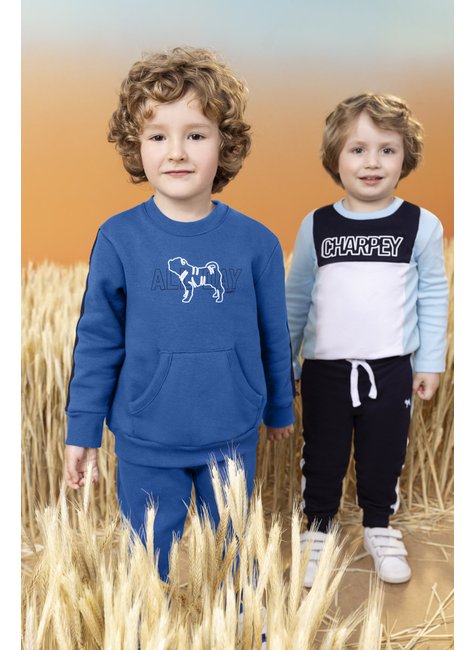 04 conjunto com estampa logo originals menino charpey