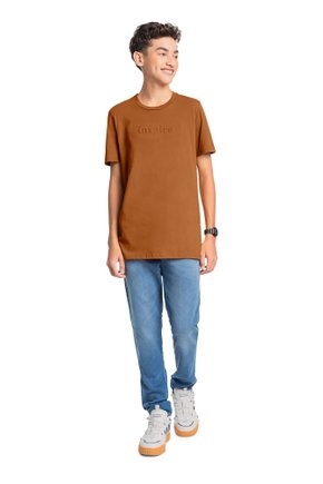 01 camiseta com relevo rezzato teen masculino